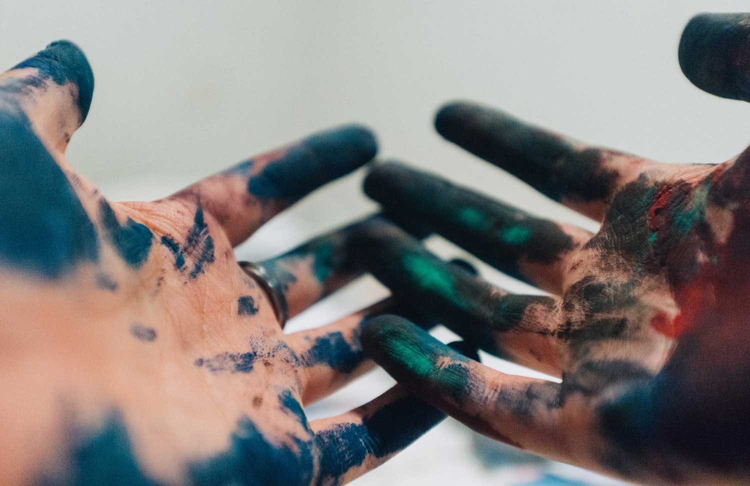How to remove spray paint